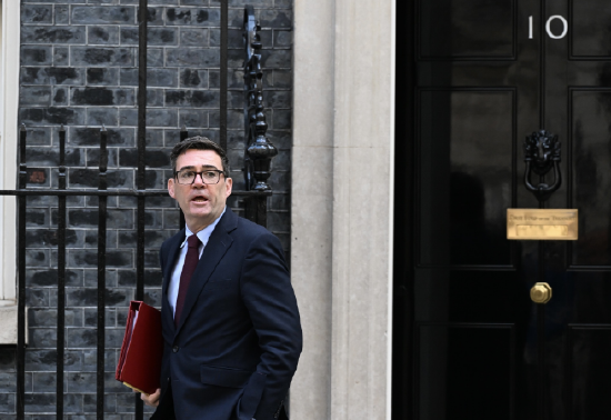 预算日临近 英国首相伯纳姆“事在人为”执政理念迎来考验